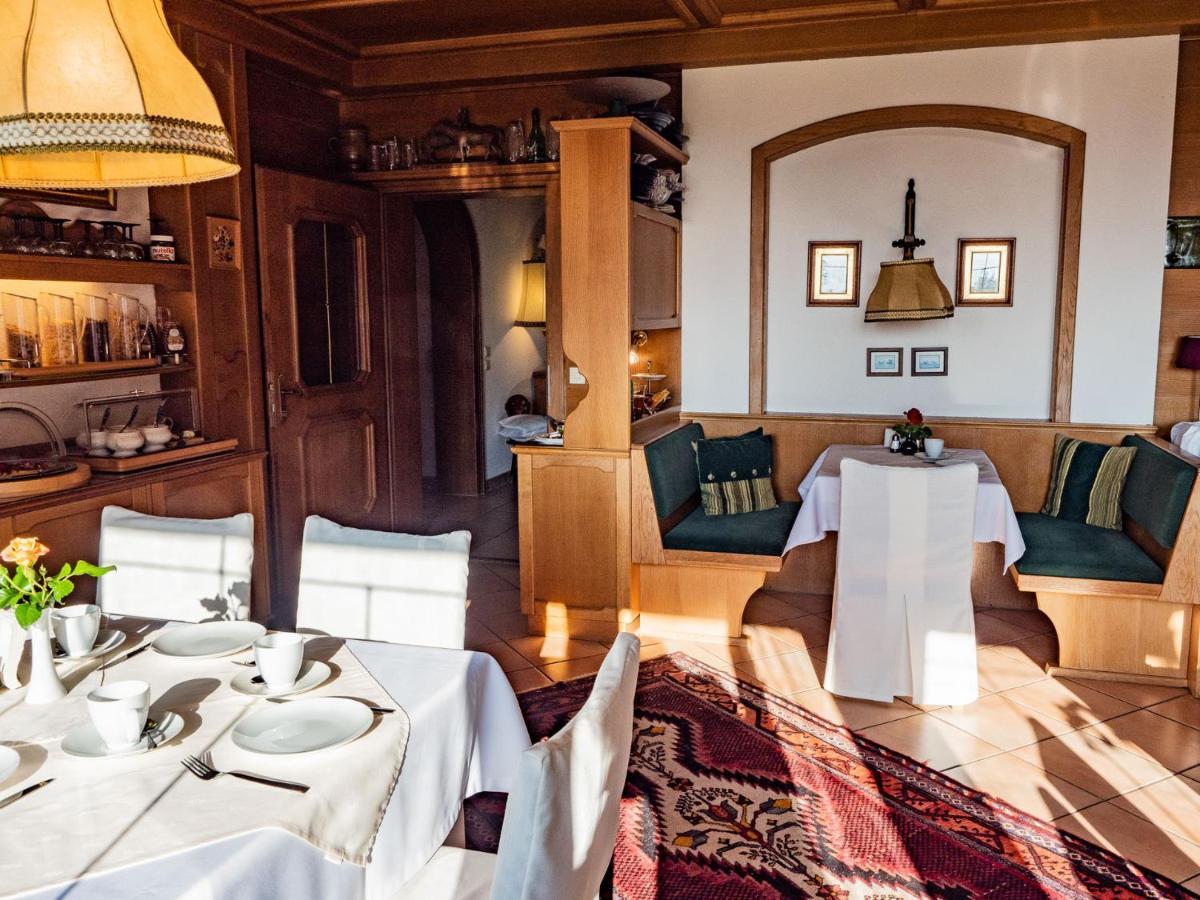 Hotel Bergschlößl Ramsau am Dachstein Exterior foto